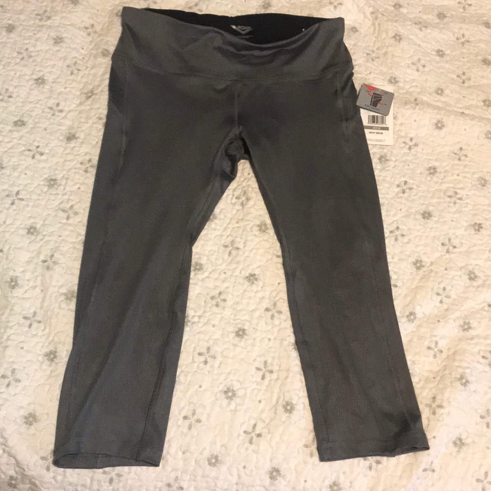 Pony body shaping capris